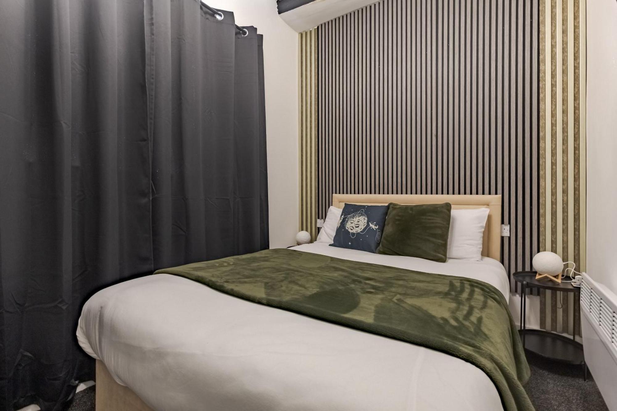 Stay Hub City Centre - Self Check-In Бирмингем Экстерьер фото